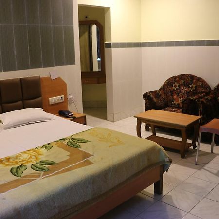 פורי Hotel Swastik Mandap מראה חיצוני תמונה